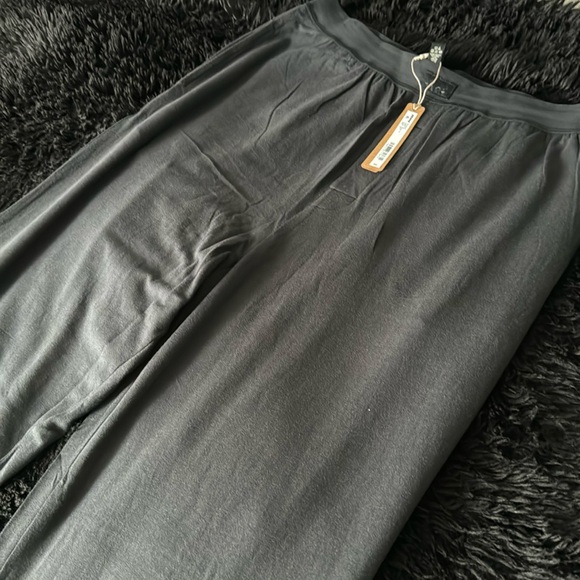SKIMS Pants - SKIMS Boyfriend loose pant